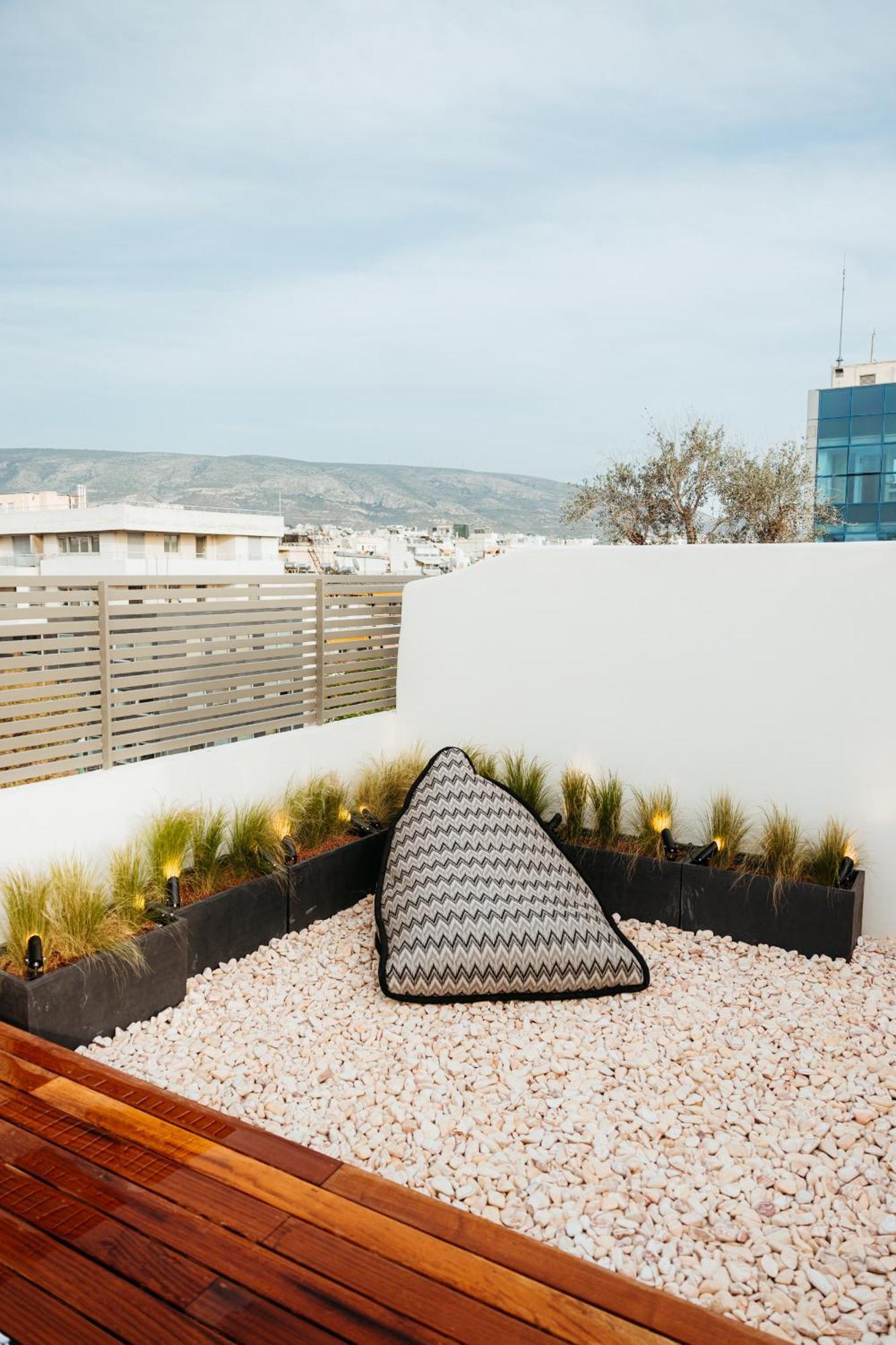Num Suites & Lofts Atene Esterno foto